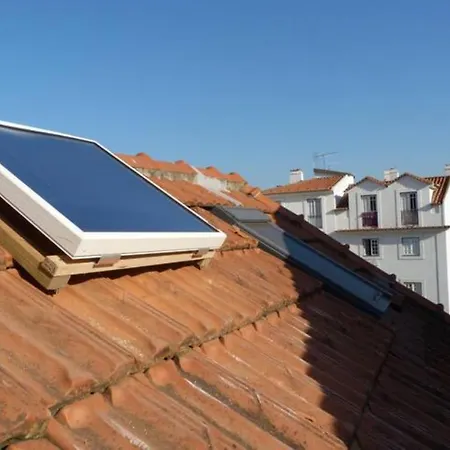 Alfama Ii, Eco-penthouse With French Balcony アパート