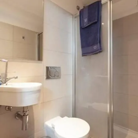 アパート Alfama Ii, Eco-penthouse With French Balcony *