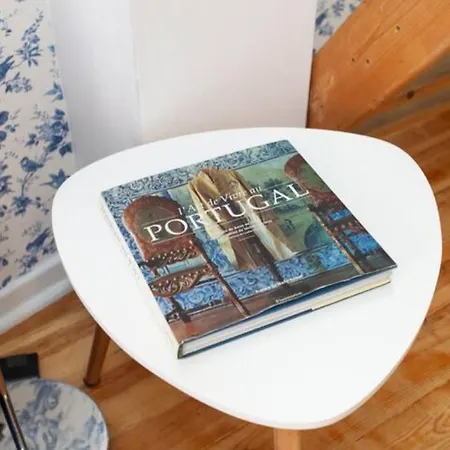 Alfama Ii, Eco-penthouse With French Balcony * Lisbona